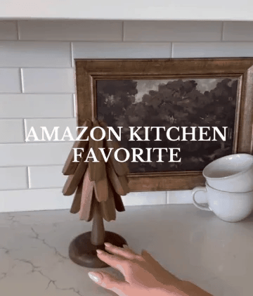 Tree-Shaped Coasters for Hot Dishes